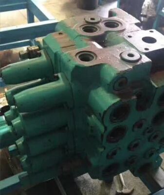 SK200-5 Assy de válvula de control principal hidráulica para piezas de repuesto de excavadora Kobelco LQ30V00026F1 válvula de control principal OEM