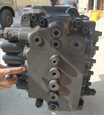 HD820 Assy de válvula de control hidráulico para excavadora de Kato Distribuidor de piezas de repuesto OEM